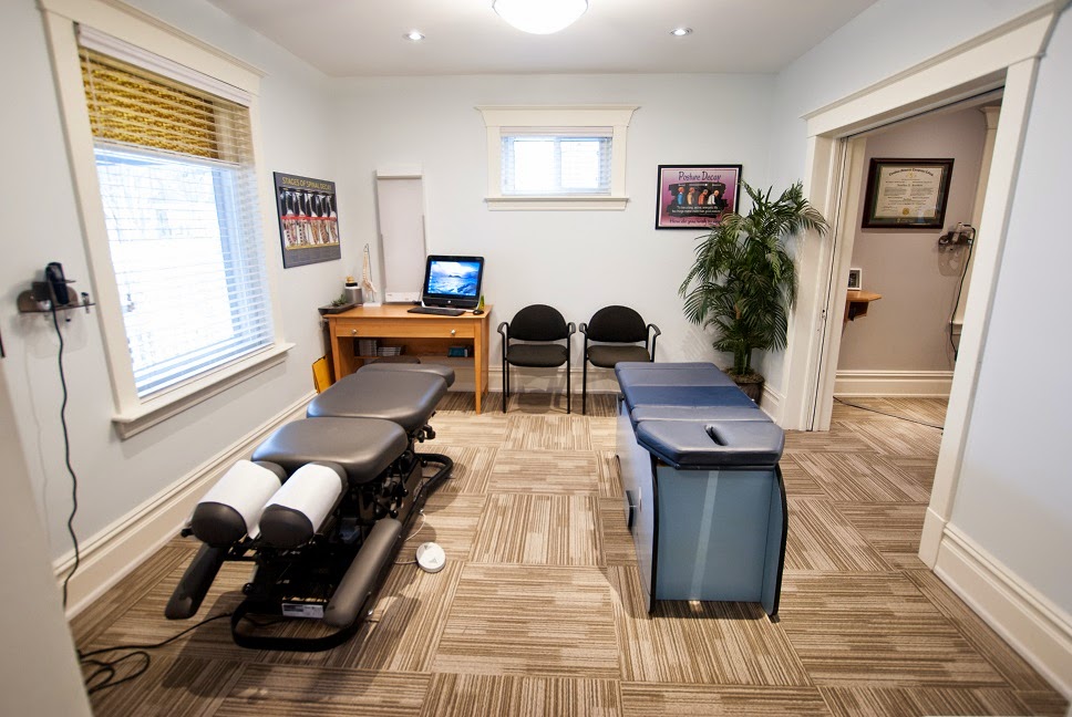 Chiropractic on Eagle | 407 Eagle St, Newmarket, ON L3Y 1K5, Canada | Phone: (905) 953-1028