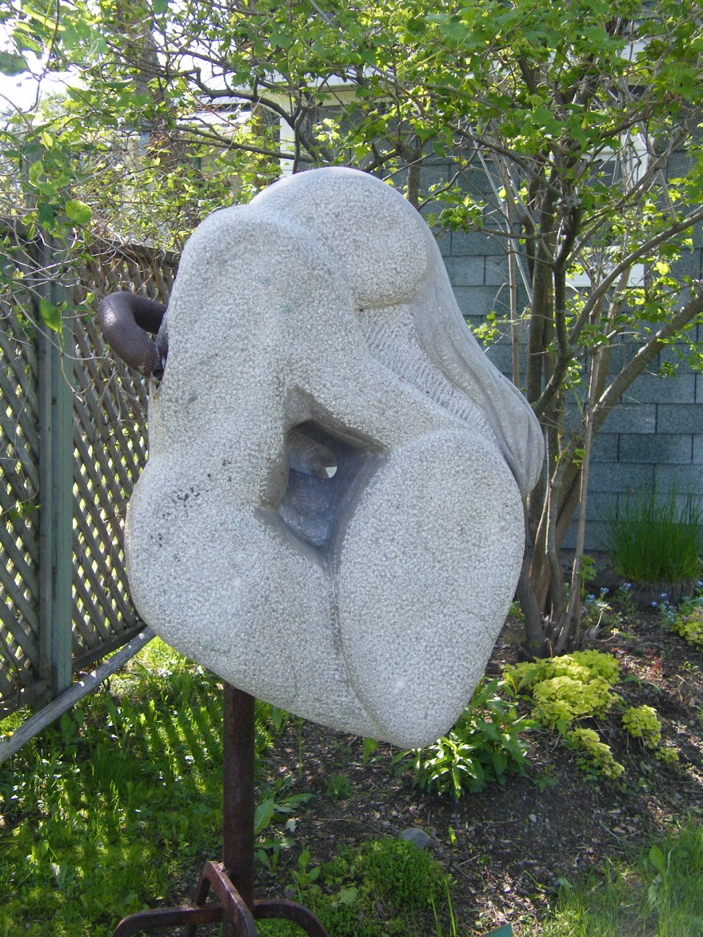 Marc Côté sculpteur sur pierre | 44 Chemin du Vieux Quai, Cap-Saint-Ignace, QC G0R 1H0, Canada | Phone: (418) 246-3614