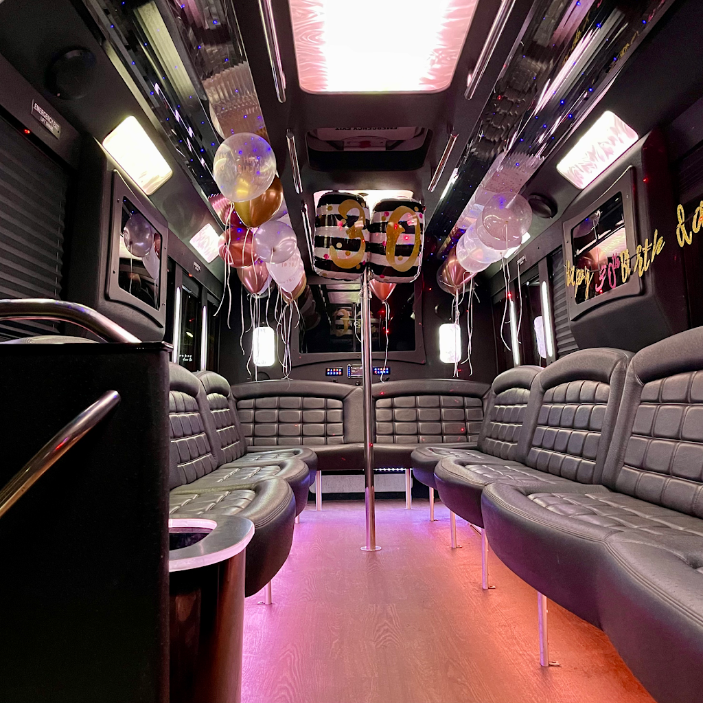 Premier Limousine Toronto | 55 Browns Line, Etobicoke, ON M8W 3S3, Canada | Phone: (613) 986-5466