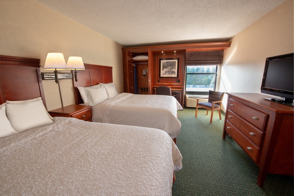 Best Western Plus Bellingham Airport Hotel | 3985 Bennett Dr, Bellingham, WA 98225, USA | Phone: (360) 676-7700