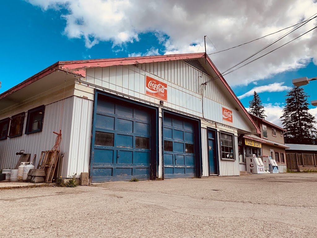 Esso | 5061 BC-3, Manning Park, BC V0X 1R0, Canada | Phone: (250) 840-8857