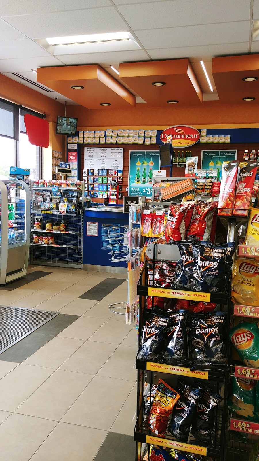 Dépanneur Du Coin | 491 Boulevard Arthur-Sauvé, Saint-Eustache, QC J7P 4X4, Canada | Phone: (450) 491-5573