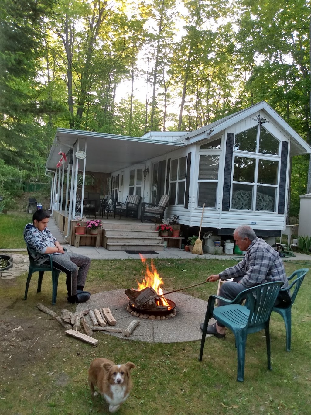 Sauble Falls Tent & Trailer Camp | 849 Sauble Falls Pkwy, Wiarton, ON N0H 2T0, Canada | Phone: (519) 422-1322