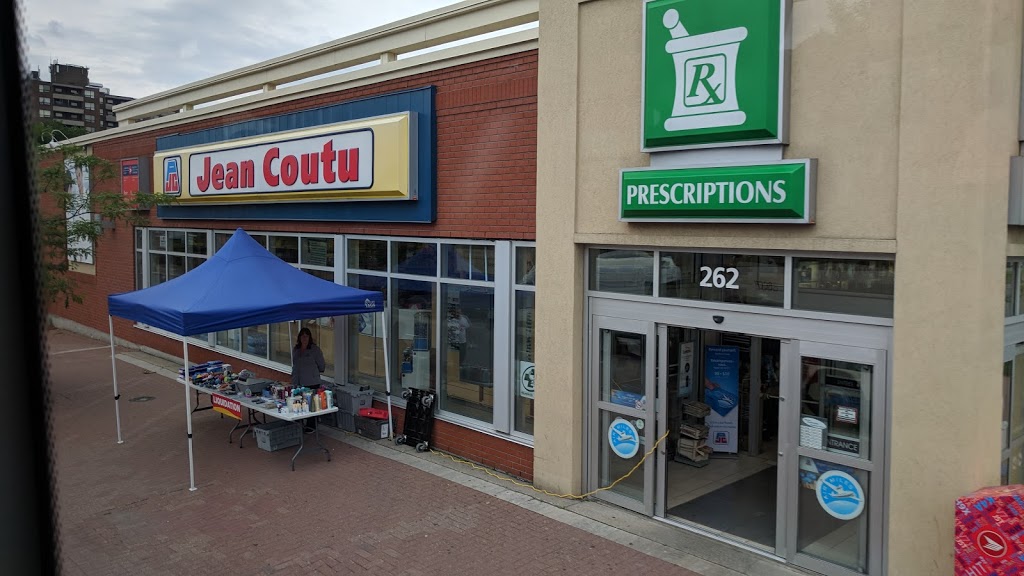 Jean Coutu | 262 Montreal Rd, Vanier, ON K1L 6C3, Canada | Phone: (613) 749-5957