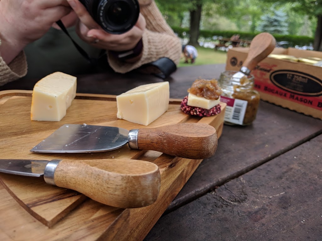 Fromagerie-Abbaye-St-Benoit | 1 Rue Principale, Saint-Benoît-du-Lac, QC J0B 2M0, Canada | Phone: (819) 843-4336