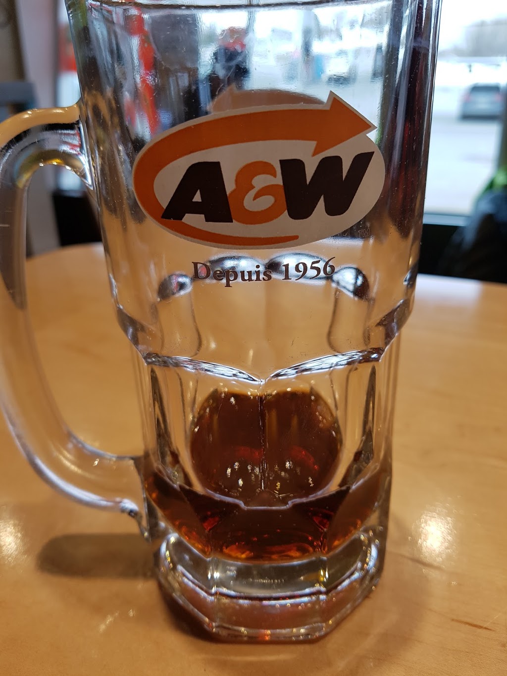 A&W Canada | 7525 Boulevard Jean-XXIII, Trois-Rivières, QC G9A 5C9, Canada | Phone: (819) 841-4040