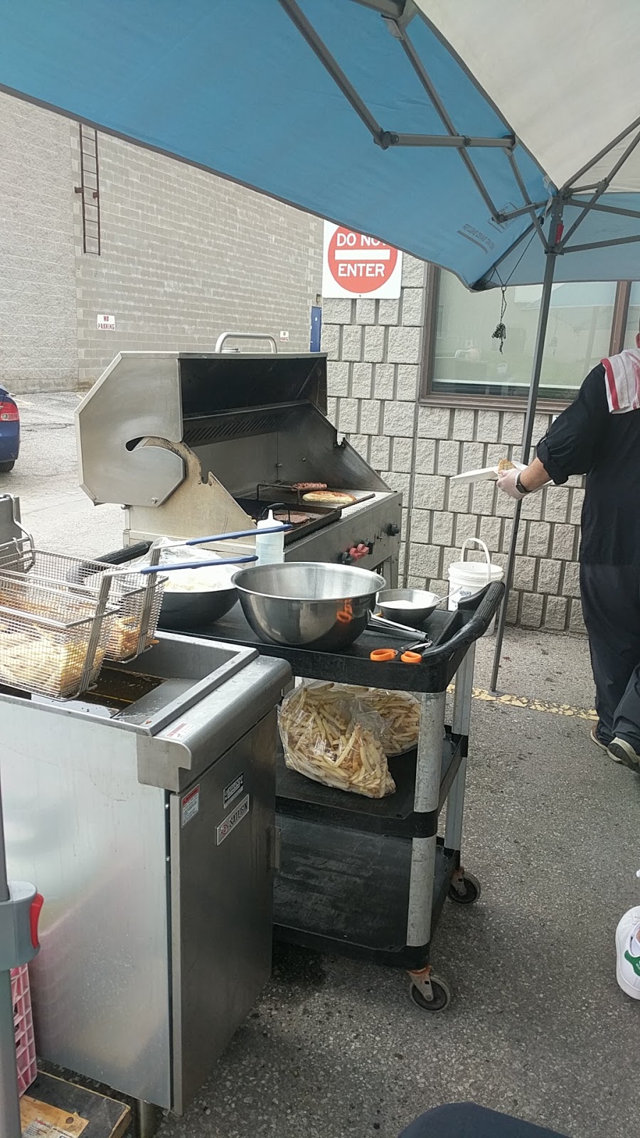 OMalleys Catering and Rental Ltd | 580 Steven Ct, Newmarket, ON L3Y 6Z2, Canada | Phone: (905) 895-5082