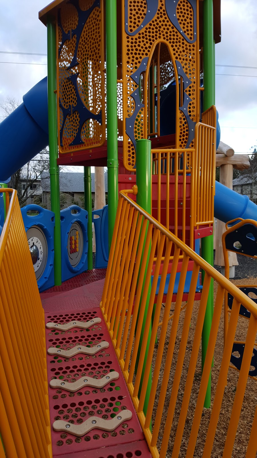 White Rock Generations Playground | 14600 North Bluff Rd, White Rock, BC V4B 2V1, Canada | Phone: (604) 541-2181