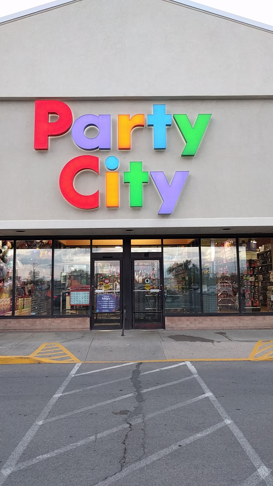 Party City | Briarfield Shopping Centre, 286 Bunting Rd, St. Catharines, ON L2M 7S5, Canada | Phone: (905) 684-8795