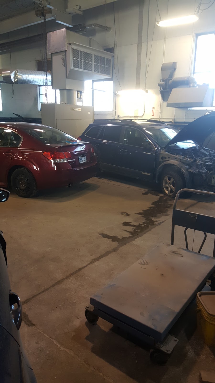 Yilmaz Auto Repair | 36 Centennial Rd, Kitchener, ON N2B 3G1, Canada | Phone: (226) 978-0331