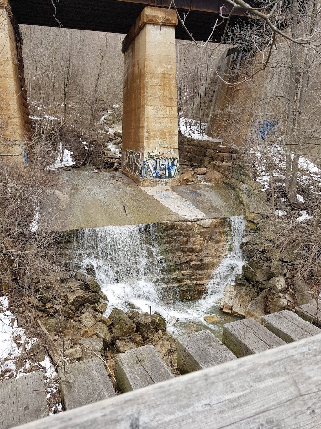 Lower Sydenham Falls | Flamborough, Hamilton, ON L9H 7R7, Canada