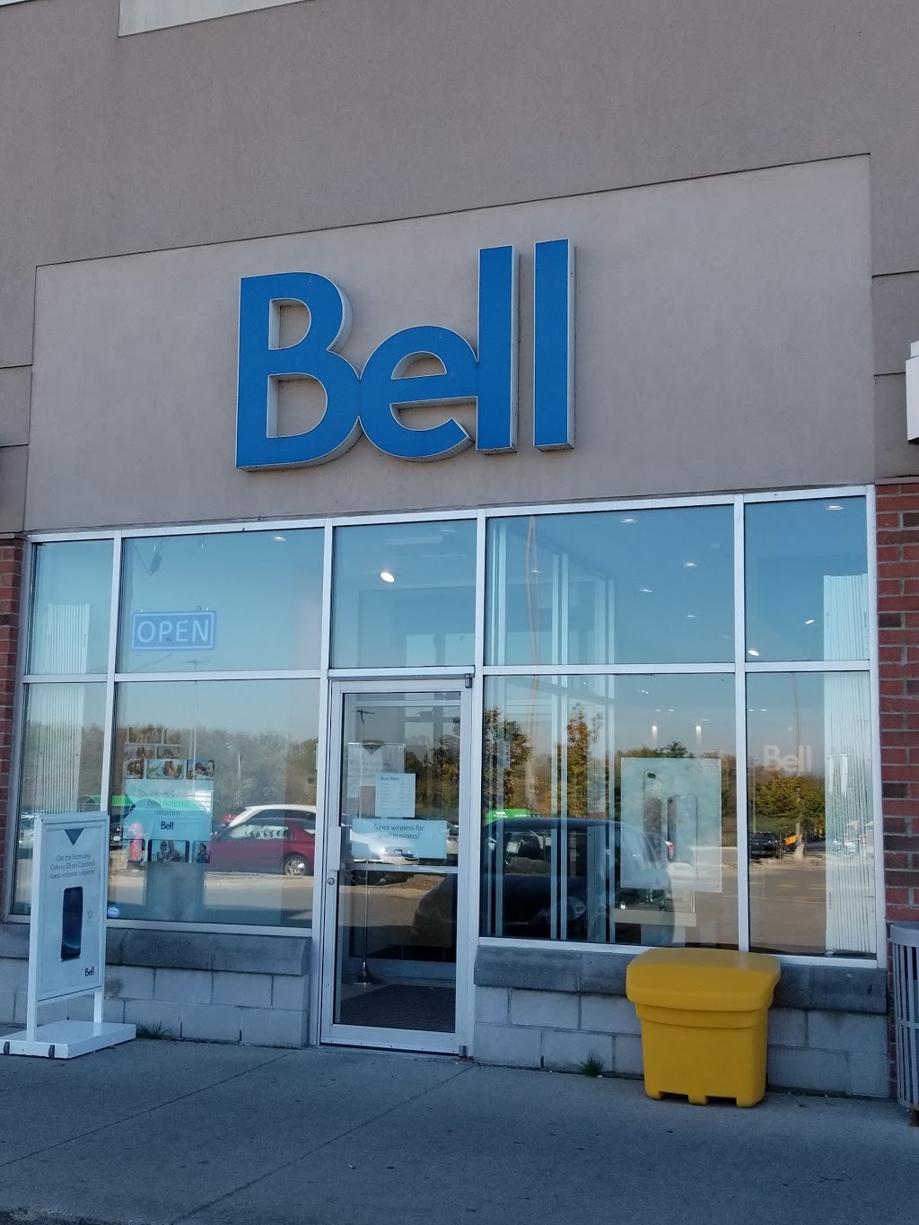 Bell | 320 Colborne St W, Brantford, ON N3T 1M2, Canada | Phone: (519) 756-9100