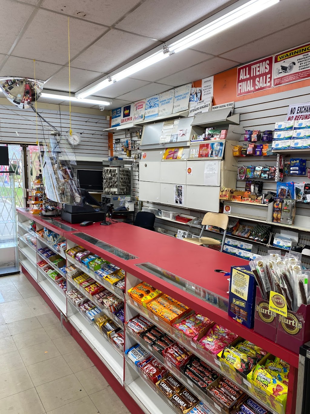 Victoria convenience | 1410 Victoria Park Ave, Toronto, ON M4A 2L8, Canada | Phone: (416) 901-4141