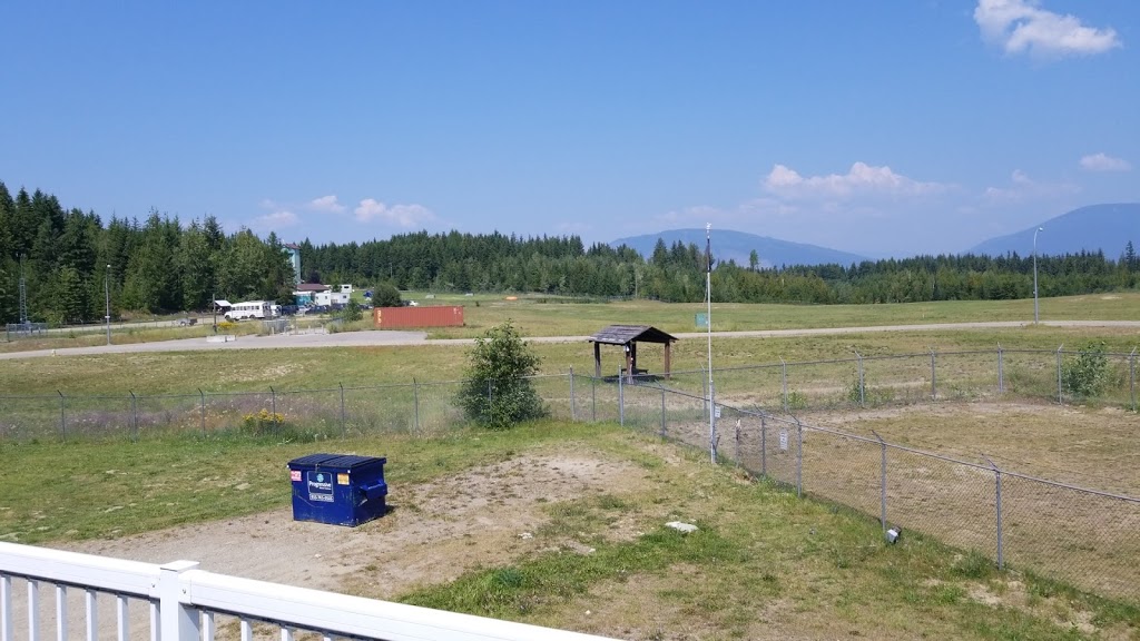 Shuswap Regional Airport (CZAM) | 1961 44 St SE, Salmon Arm, BC V1E 1X9, Canada | Phone: (250) 832-1000