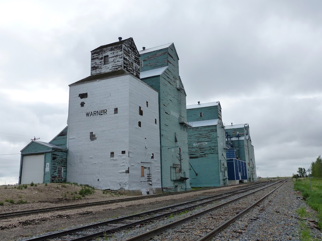 Viterra | Warner elevator row, Warner, AB T0K 2L0, Canada | Phone: (403) 320-7331