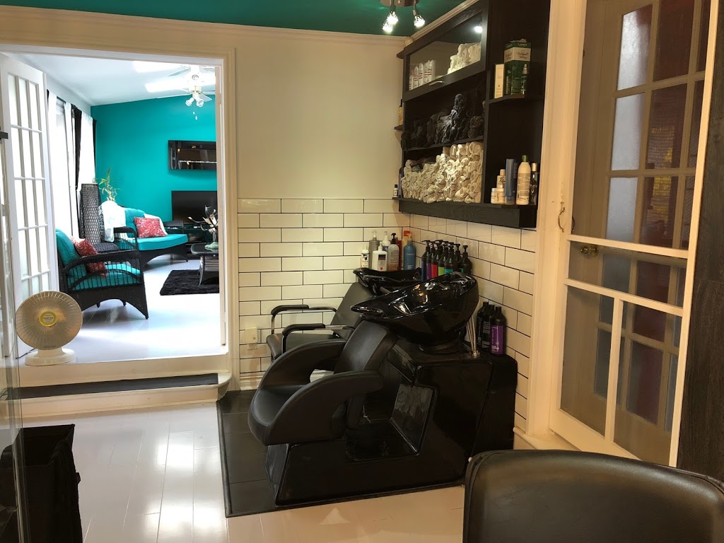 Salon Aux Ciseaux DArt | 363 Rue Latour, Saint-Jean-sur-Richelieu, QC J3B 1M5, Canada | Phone: (450) 348-3130