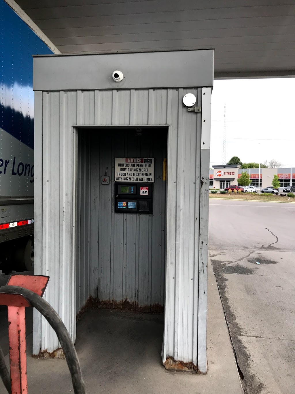 Davis Fuels Cardlock | 6 Edmondson St, Brantford, ON N3R 7J3, Canada | Phone: (519) 752-2130