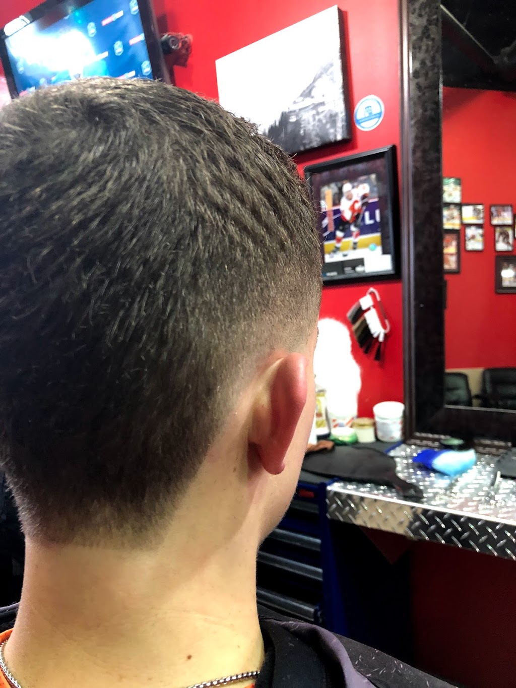 Okotoks Barber Shop | 258, 200 Southridge Dr, Okotoks, AB T1S 0B2, Canada | Phone: (403) 938-7191