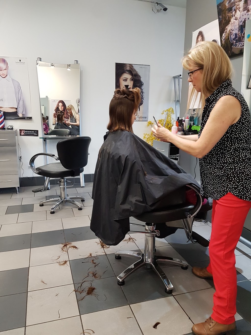 Golden Scissors Hairstyling Ltd | 18324 Lessard Rd NW, Edmonton, AB T6M 2W8, Canada | Phone: (780) 489-1530