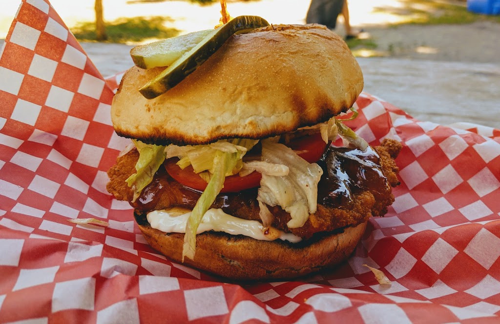 Badabing Burgers | 12905 Madeira Park Rd, Madeira Park, BC V0N 2H0, Canada | Phone: (604) 883-9655