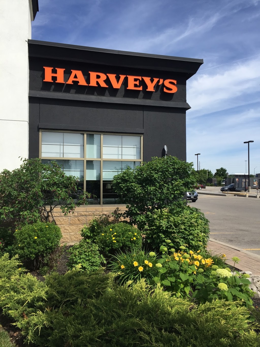 Harveys | 217 Cross Ave, Oakville, ON L6J 2W9, Canada | Phone: (905) 844-9170