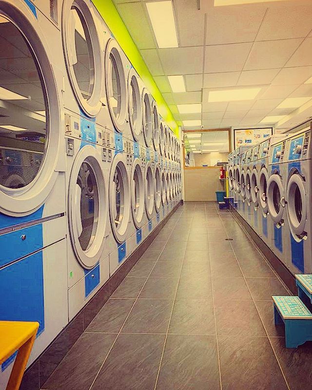 COIN O RAMA Laundromat | 172 Harbord St, Toronto, ON M5S 1H4, Canada | Phone: (416) 921-3438