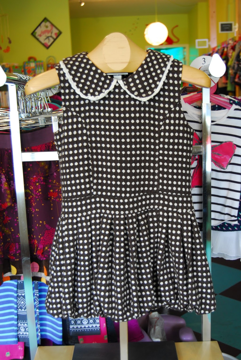 Red Rover Kids Consignment | 1722 Lillian Rd, Victoria, BC V8S 1K9, Canada | Phone: (778) 440-6353