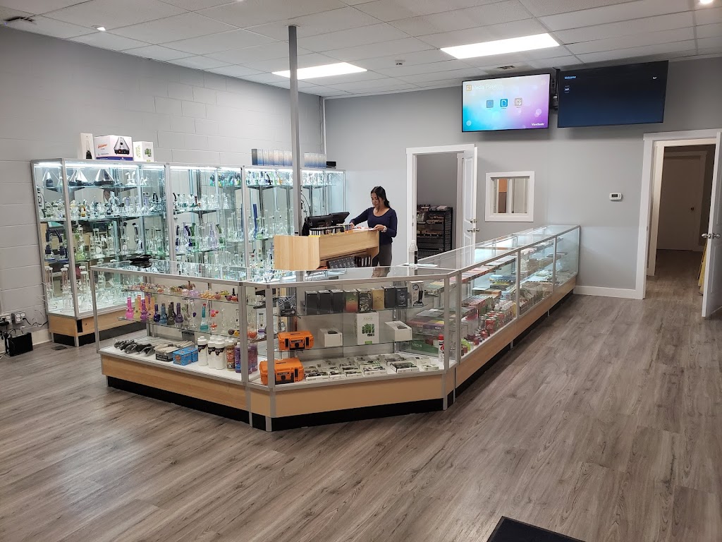 Grand Forks Cannabis | Box 1195, 7439 3 St, Grand Forks, BC V0H 1H0, Canada | Phone: (236) 352-0420