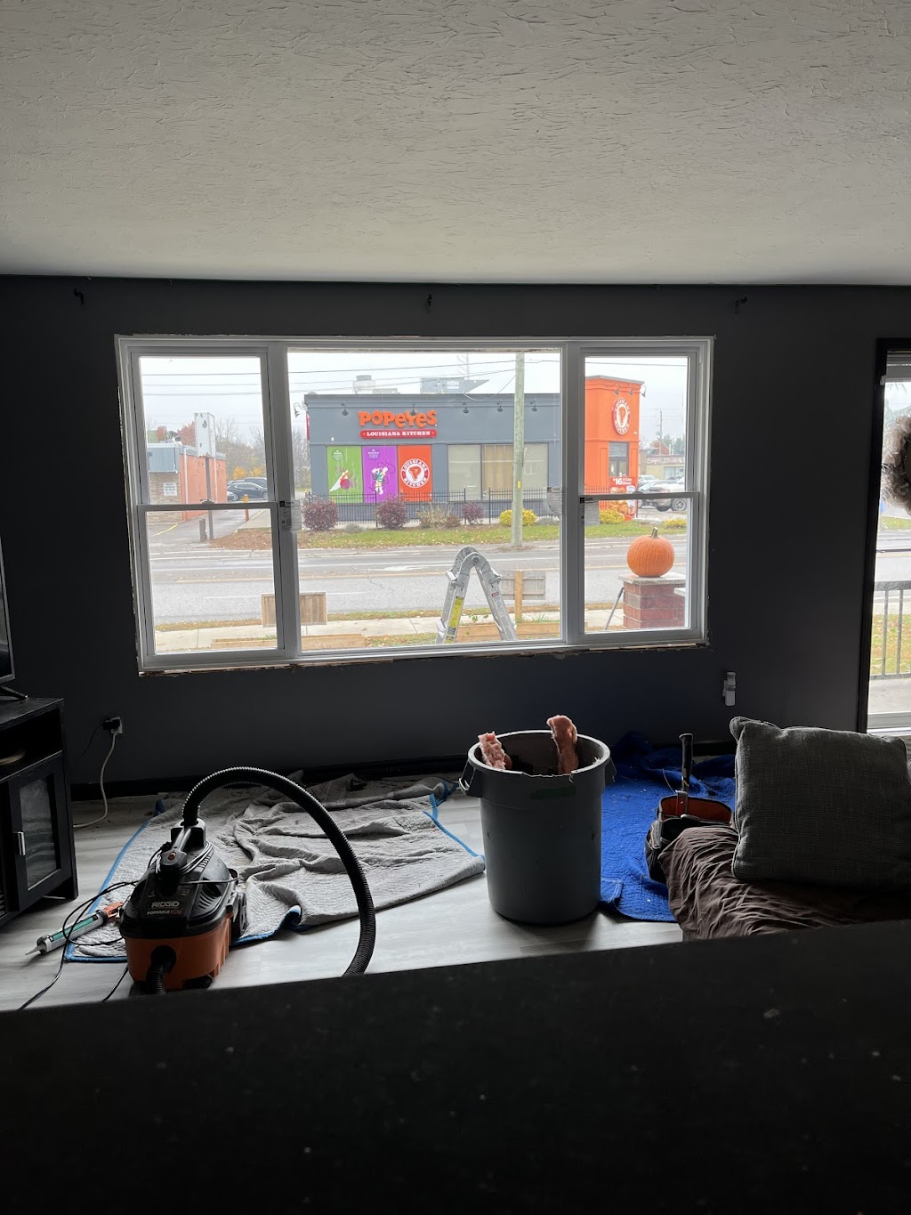 KCR Construction Windows & Doors | 245 Hamilton Crescent, Dorchester, ON N0L 1G4, Canada | Phone: (519) 870-8726