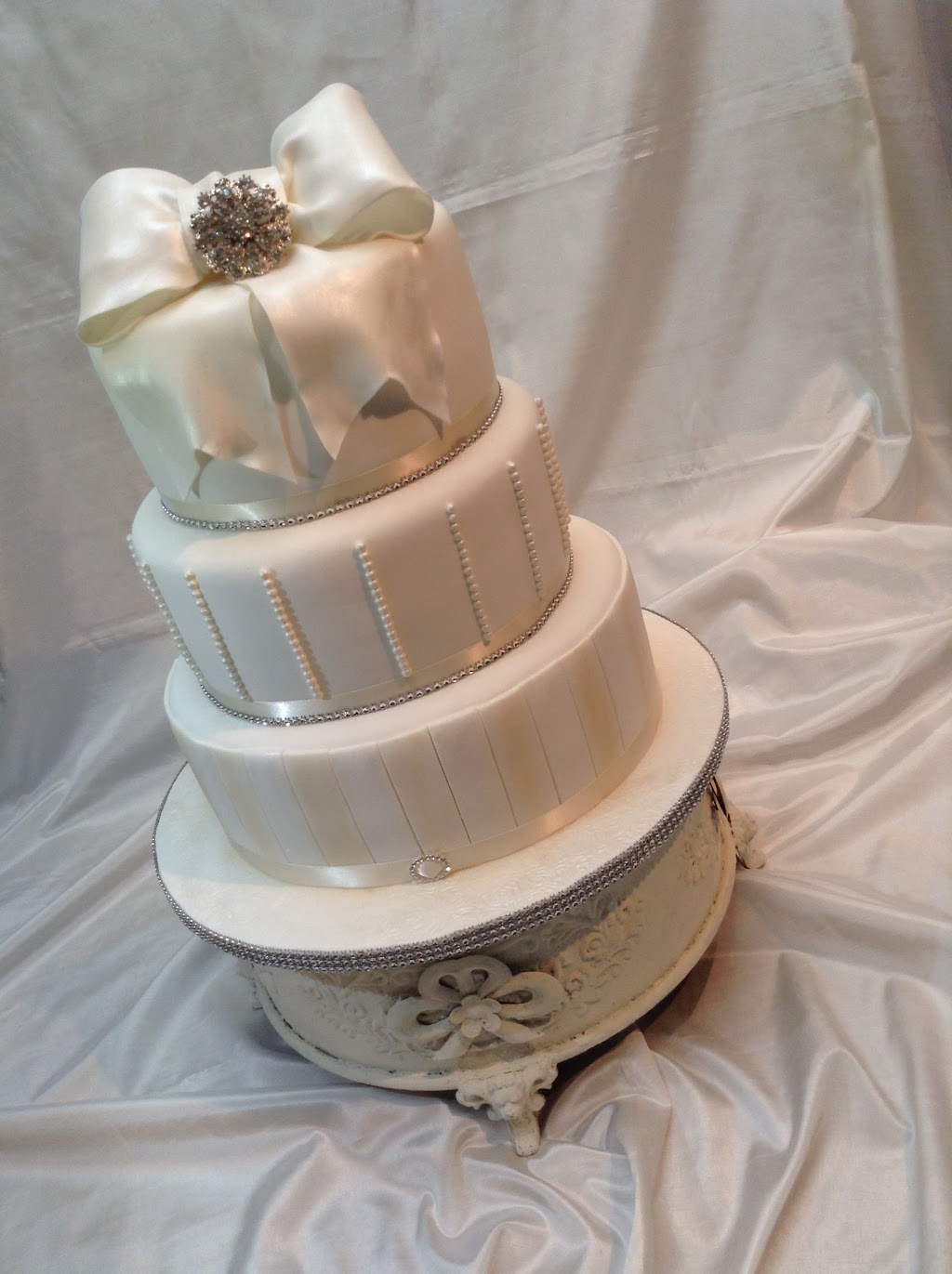 Picture Perfect Cake & Art Gallery | 369 King St W, Dundas, ON L9H 1W9, Canada | Phone: (905) 627-3196