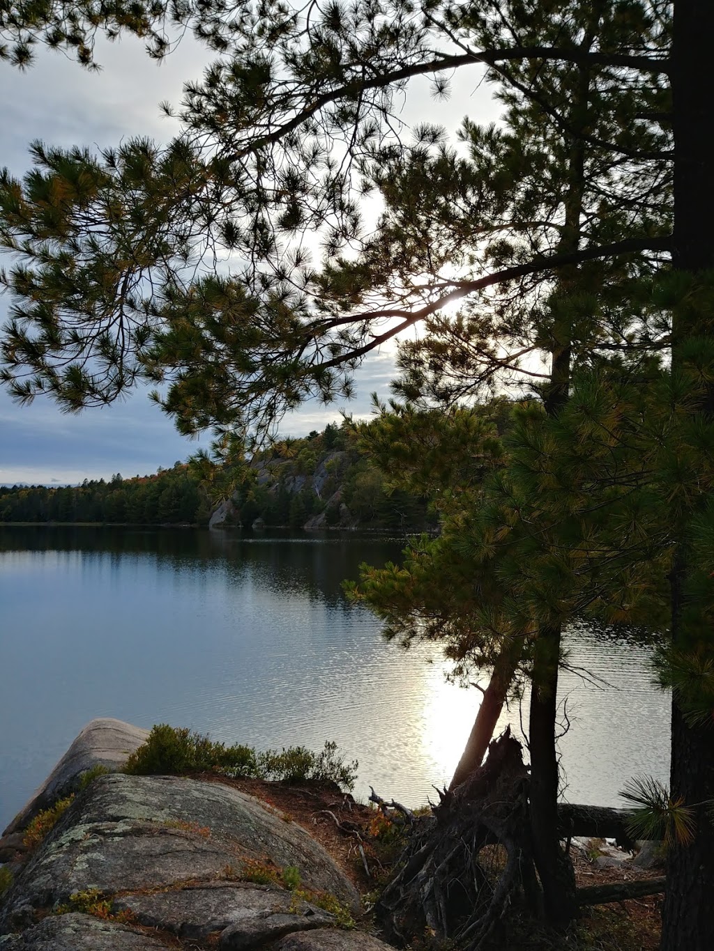 Lake of the Woods Trailhead | Bell Lake Rd, Killarney, ON P0M 2M0, Canada