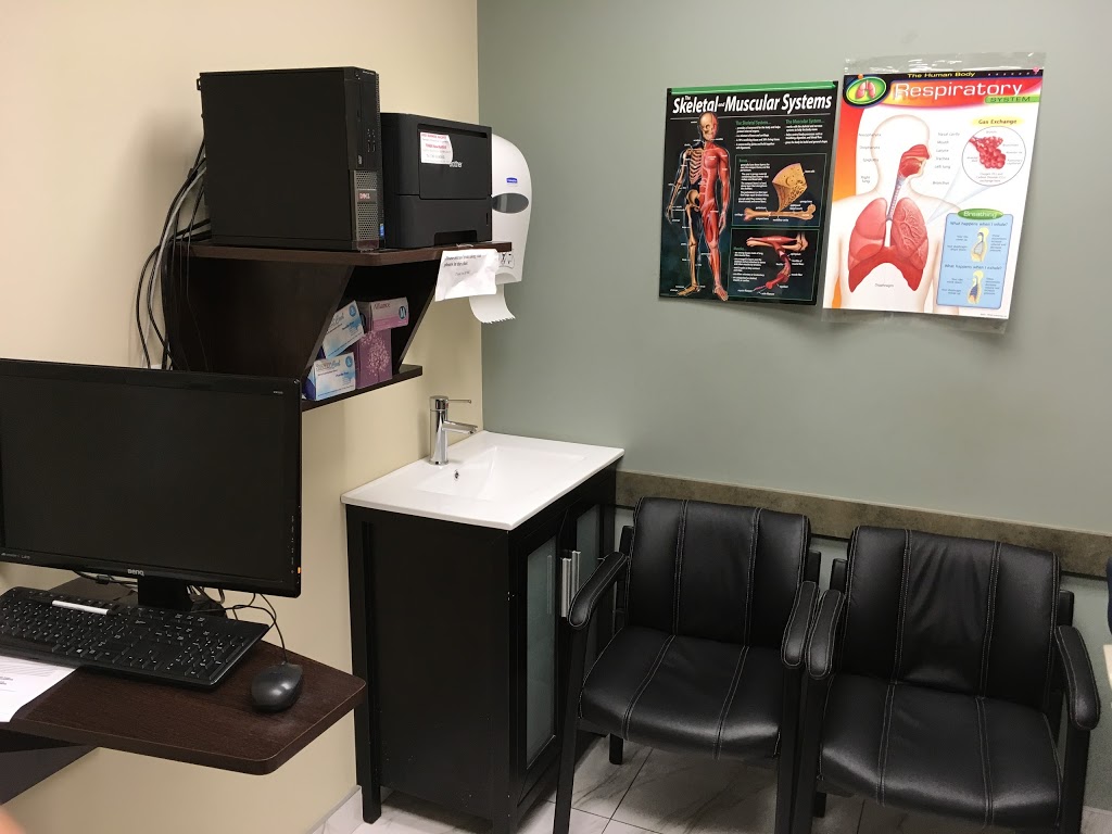 Beverly Towne Medical Clinic | 11730 34 St NW, Edmonton, AB T5W 1Z1, Canada | Phone: (780) 758-7900