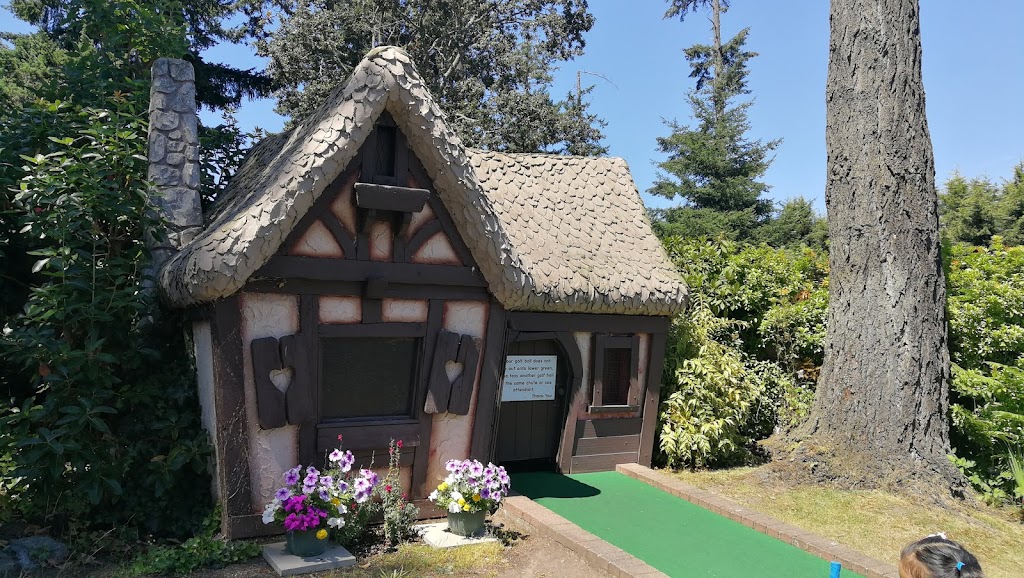 Blenkinsop Adventure Mini Golf | 4239 Blenkinsop Rd, Victoria, BC V8X 2C3, Canada | Phone: (250) 477-4104