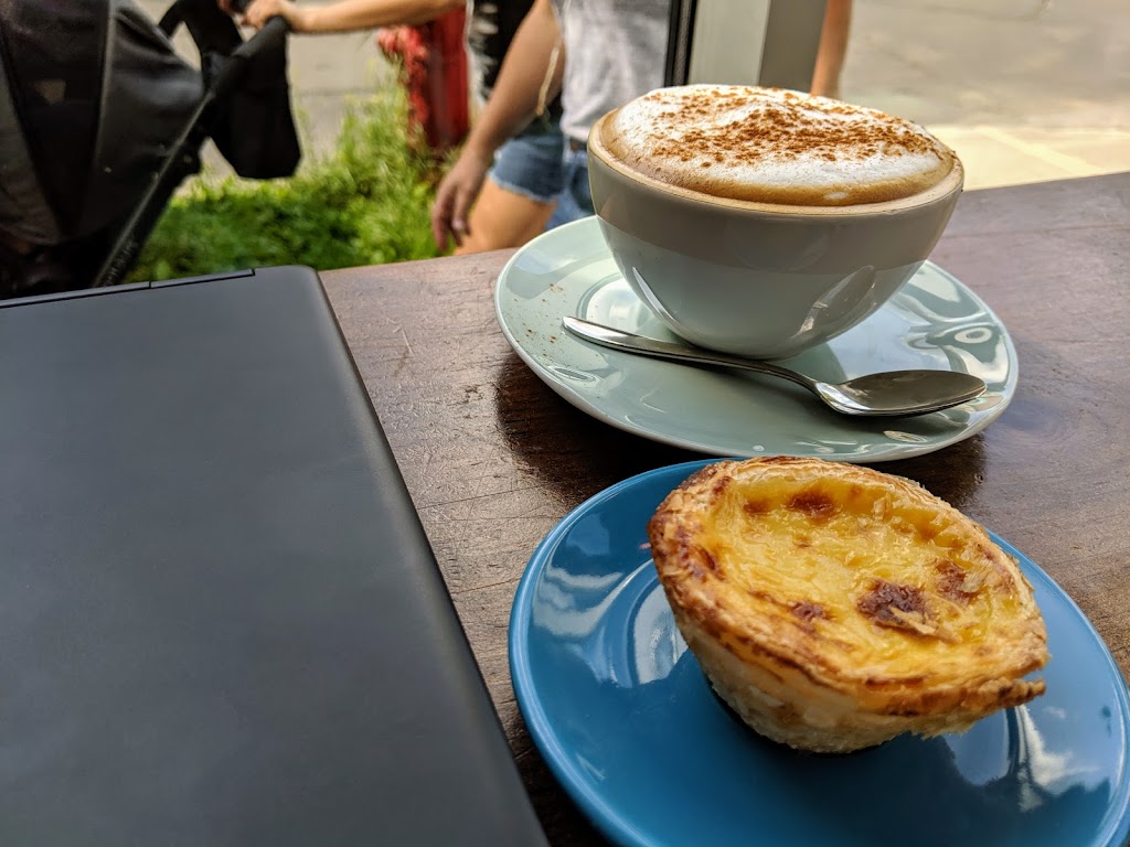 Café Chiado28 | 1404 Rue Beaubien E, Montréal, QC H2G 1K9, Canada | Phone: (514) 274-2228