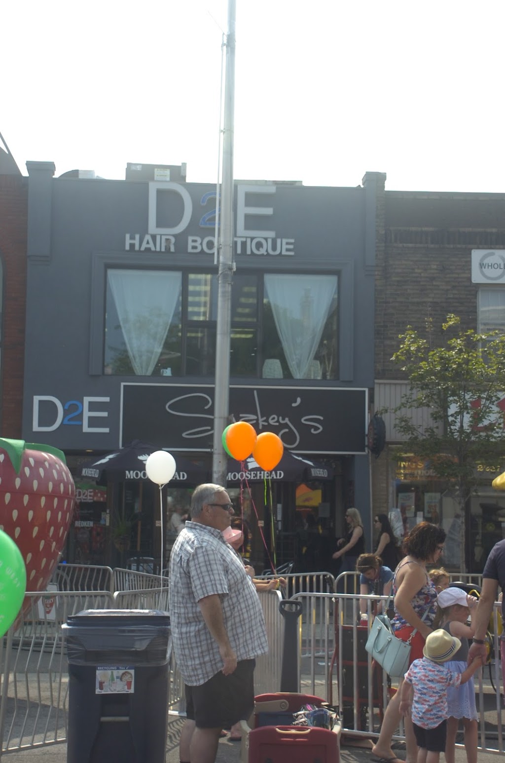 D2E Hair Boutique | 2255 Bloor St W, Toronto, ON M6S 1N9, Canada | Phone: (416) 769-3287