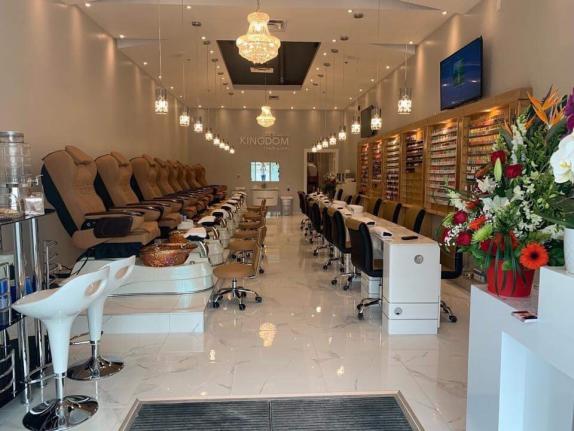 Ongles Kingdom Spa | 5605 Boulevard Robert-Bourassa, Laval, QC H7E 0A4, Canada | Phone: (450) 661-4888