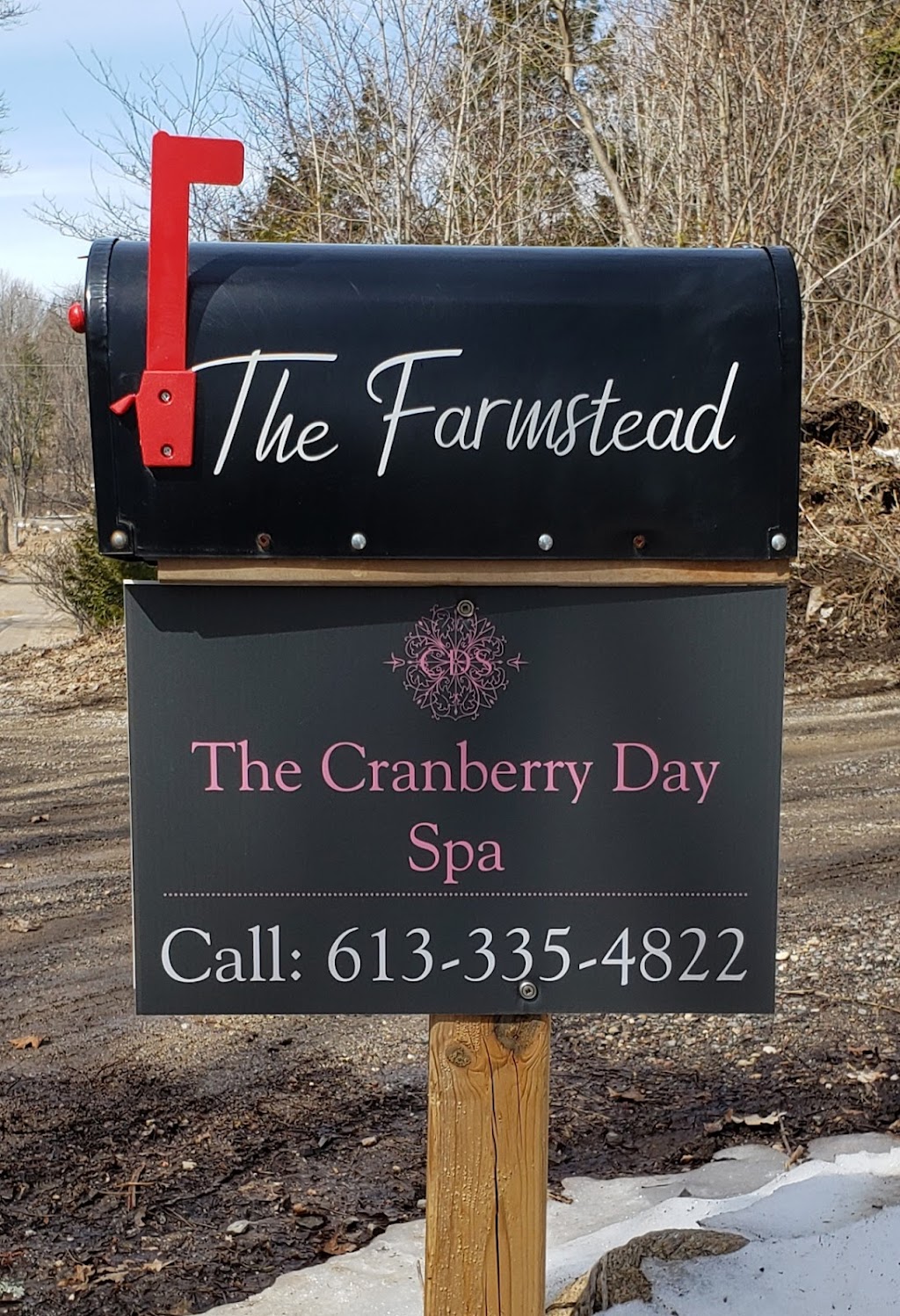 The Cranberry Day Spa | 1800 Cranberry Lake Rd, Arden, ON K0H 1B0, Canada | Phone: (613) 335-4822