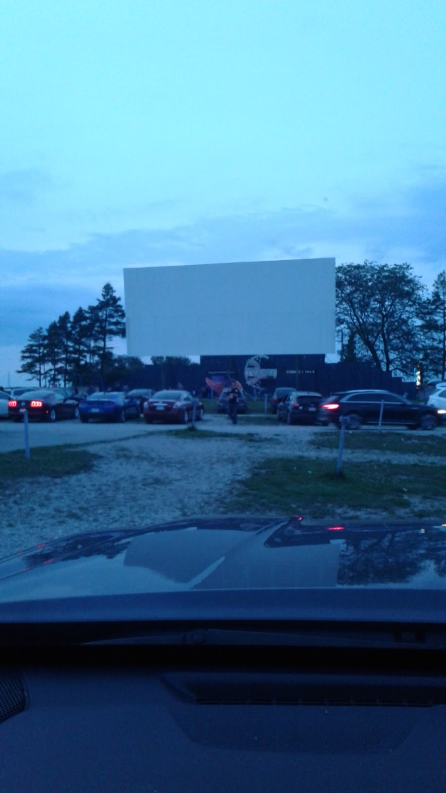 The Mustang Drive-In | 2551 Wilton Grove Rd, London, ON N6N 1M7, Canada | Phone: (519) 644-1160