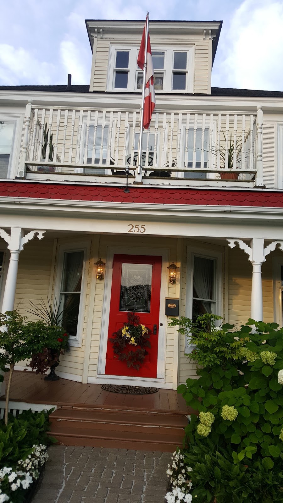 River Reflection Bed & Breakfast | 255 King St, Bridgewater, NS B4V 1A7, Canada | Phone: (902) 527-2682
