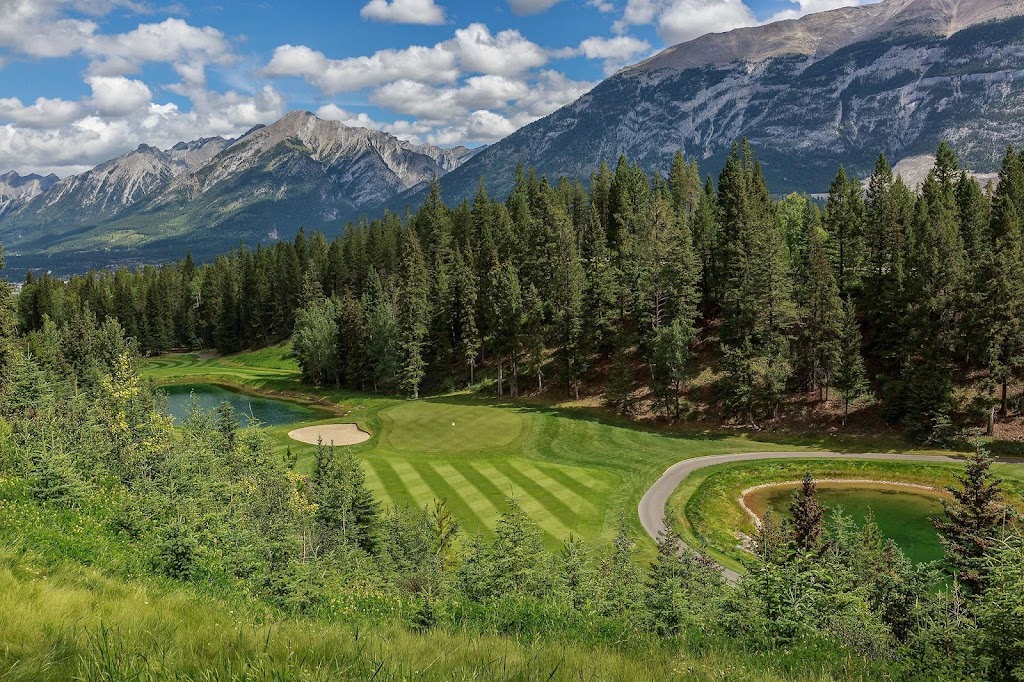 Stewart Creek Golf & Country Club | 4100 Stewart Creek Dr, Canmore, AB T1W 2V3, Canada | Phone: (877) 993-4653