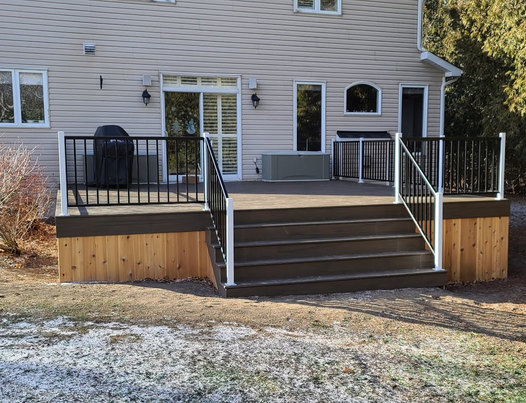 Corktown Deck Company | 14 Graham St, Carleton Place, ON K7C 0H7, Canada | Phone: (613) 986-8696