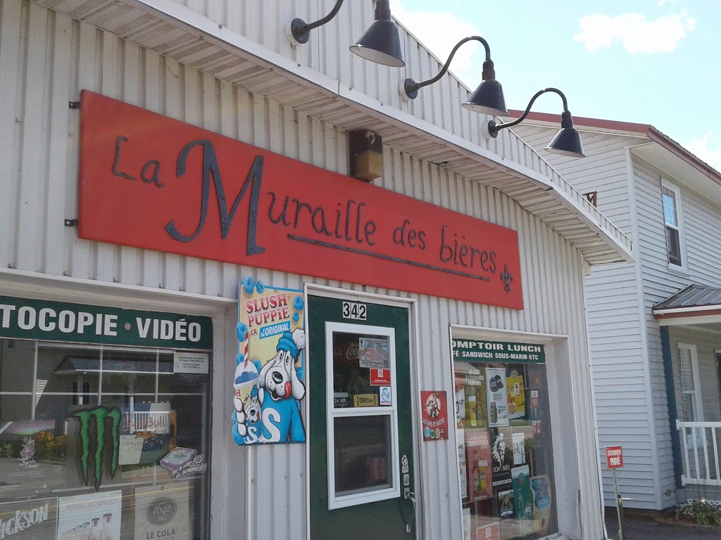 La Muraille des bières | 342 Rue Dupont, Pont-Rouge, QC G3H 1R2, Canada | Phone: (418) 873-1991