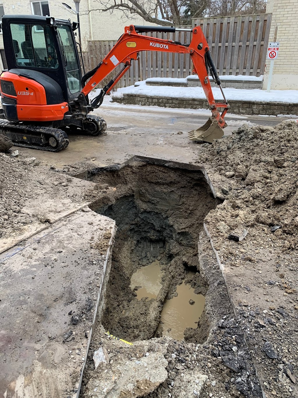 SB Excavation | 19 Albani St, Toronto, ON M8V 1X3, Canada | Phone: (647) 514-1900