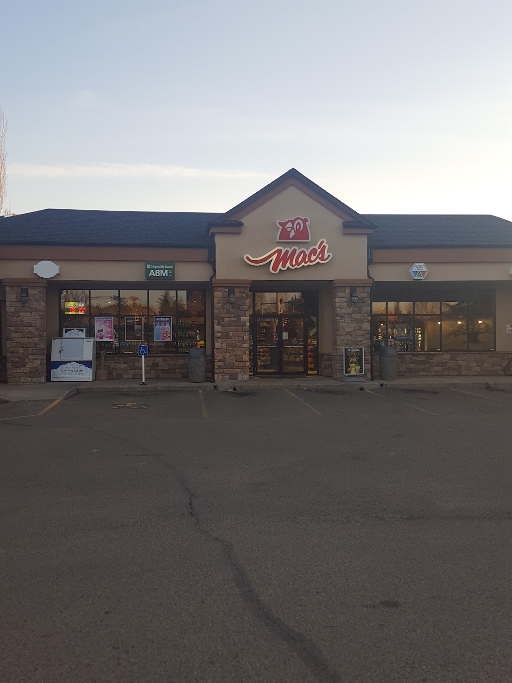 Circle K | 420 Allan St, Red Deer, AB T4R 2K7, Canada | Phone: (403) 309-8321