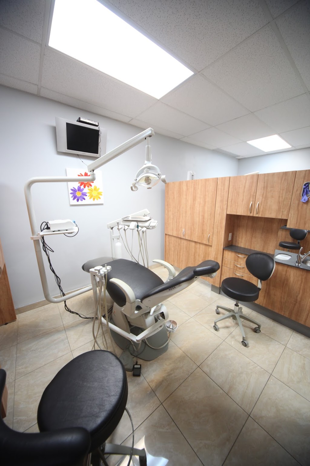 Hillview Family Dental | 319 Woodvale Rd W, Edmonton, AB T6L 3Z7, Canada | Phone: (780) 463-2339