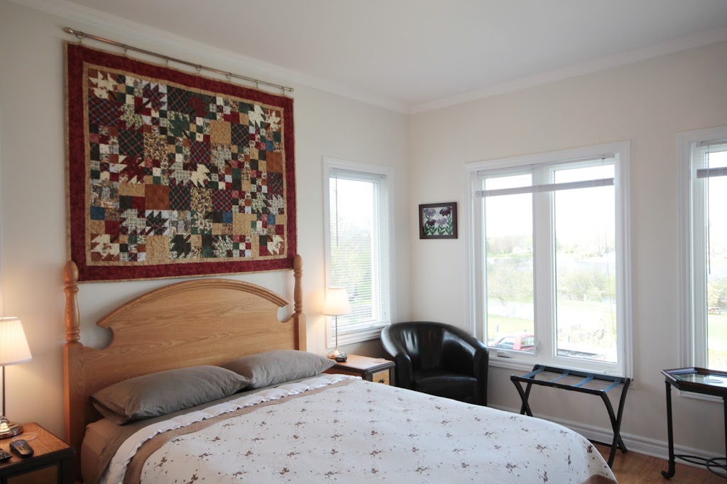 1840 Guest House B&B | 223 Main St W, Merrickville, ON K0G 1N0, Canada | Phone: (613) 269-3025