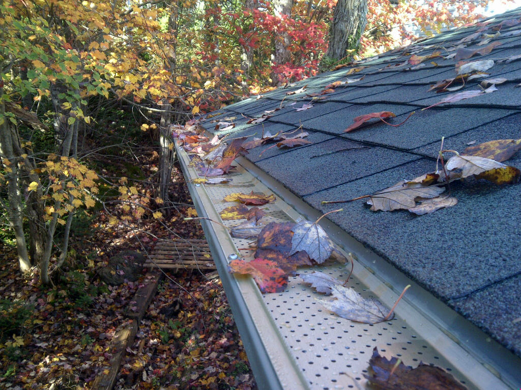 Eastern Gutter Workx Inc | 19 Pettipas Dr Unit F, Dartmouth, NS B3B 1X2, Canada | Phone: (902) 233-1804