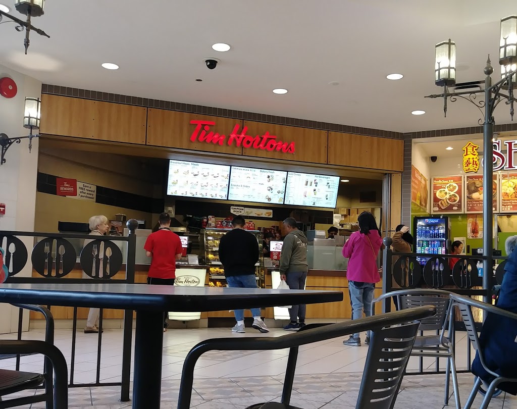 Tim Hortons | Oakridge Centre, Vancouver, BC V5Z 2M9, Canada | Phone: (604) 261-1302