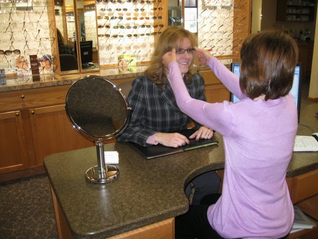 Davison Road Optical | 500 Davison Rd, Lockport, NY 14094, USA | Phone: (716) 434-8063