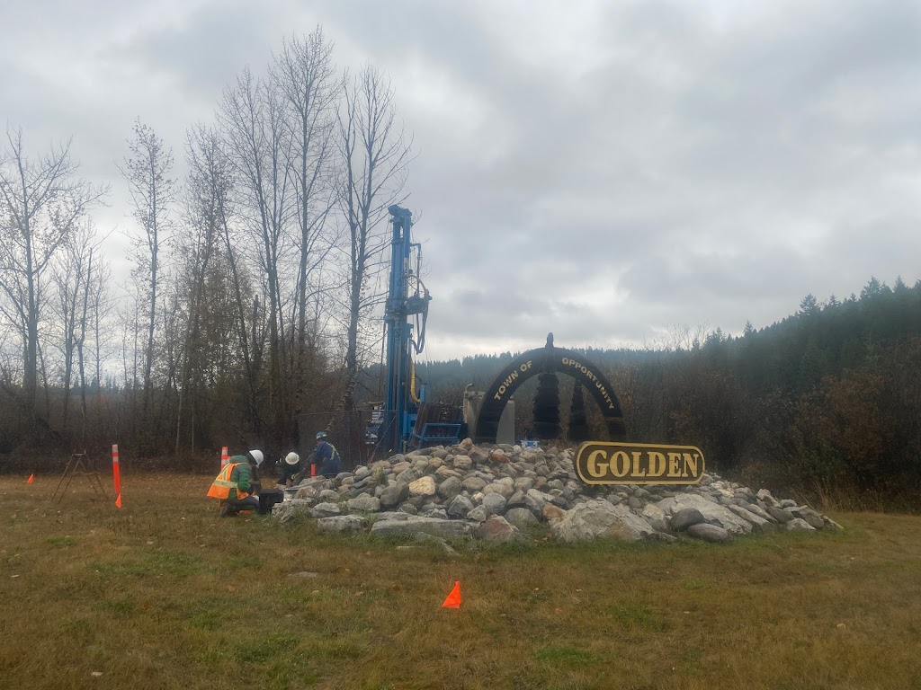 Vals Drilling Ltd | Township Road 262 285193, AB T4A 1V7, Canada | Phone: (403) 226-0572